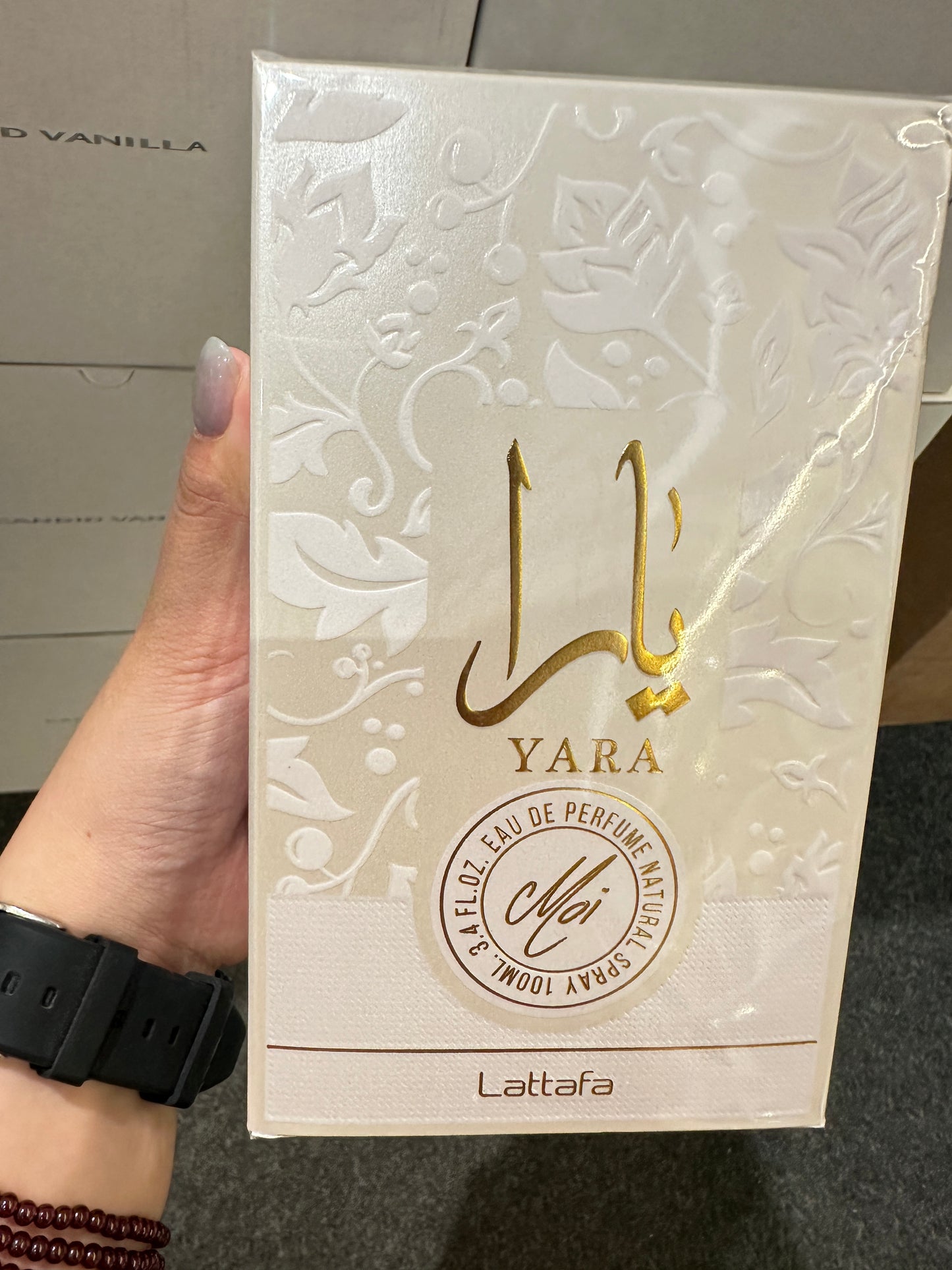 Lattafa Yara Moi Eau de Parfum 100ml - Ámbar Gourmand Oriental para Mujer